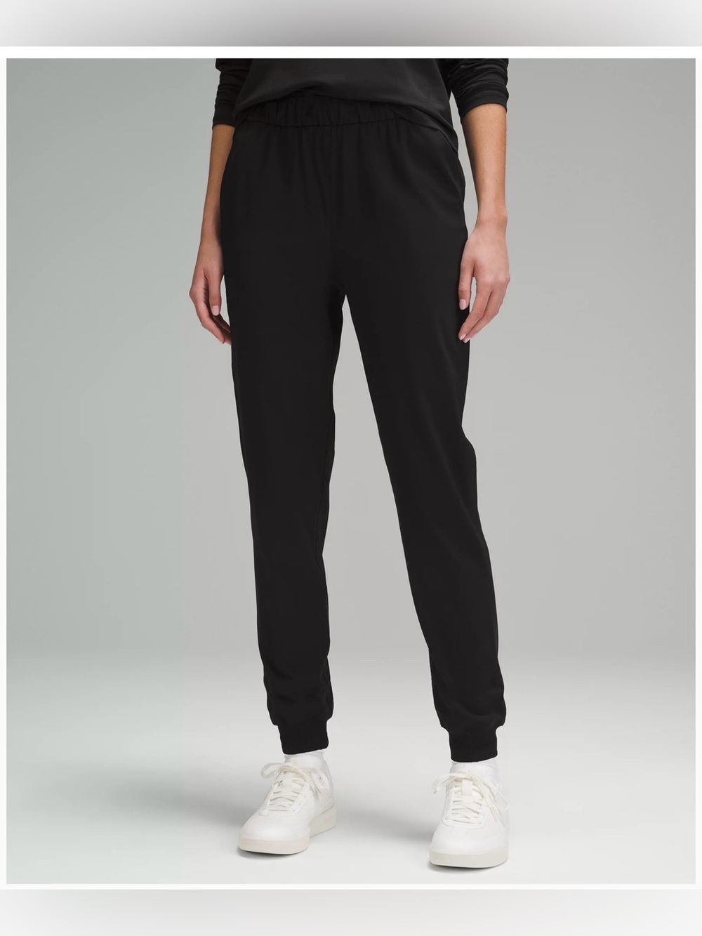 Lululemon Black Stretch High Rise Athletic Full Length Athleisure Joggers Size 4